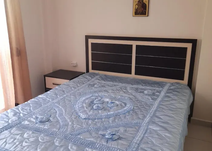 Christina Apartment Νεα Περαμοσ