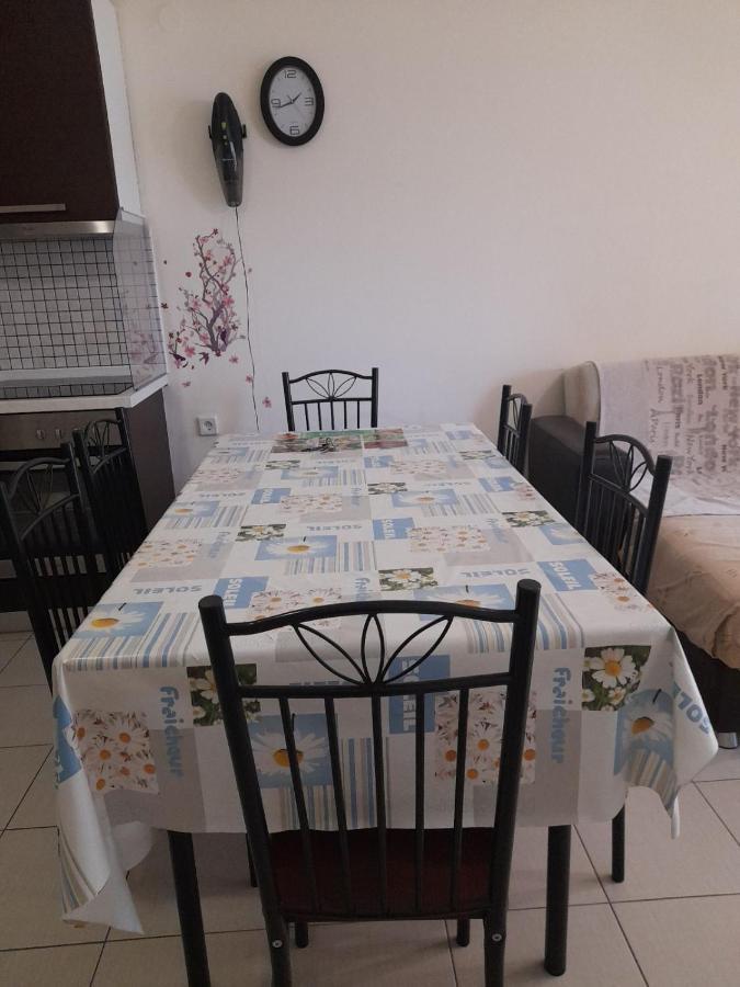 Christina νεα περαμοσ Apartment *